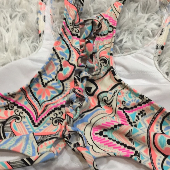 bikini top - Picture 2 of 5